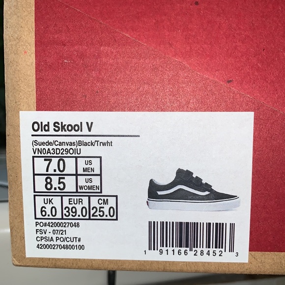 black and white vans - Picture 4 of 4